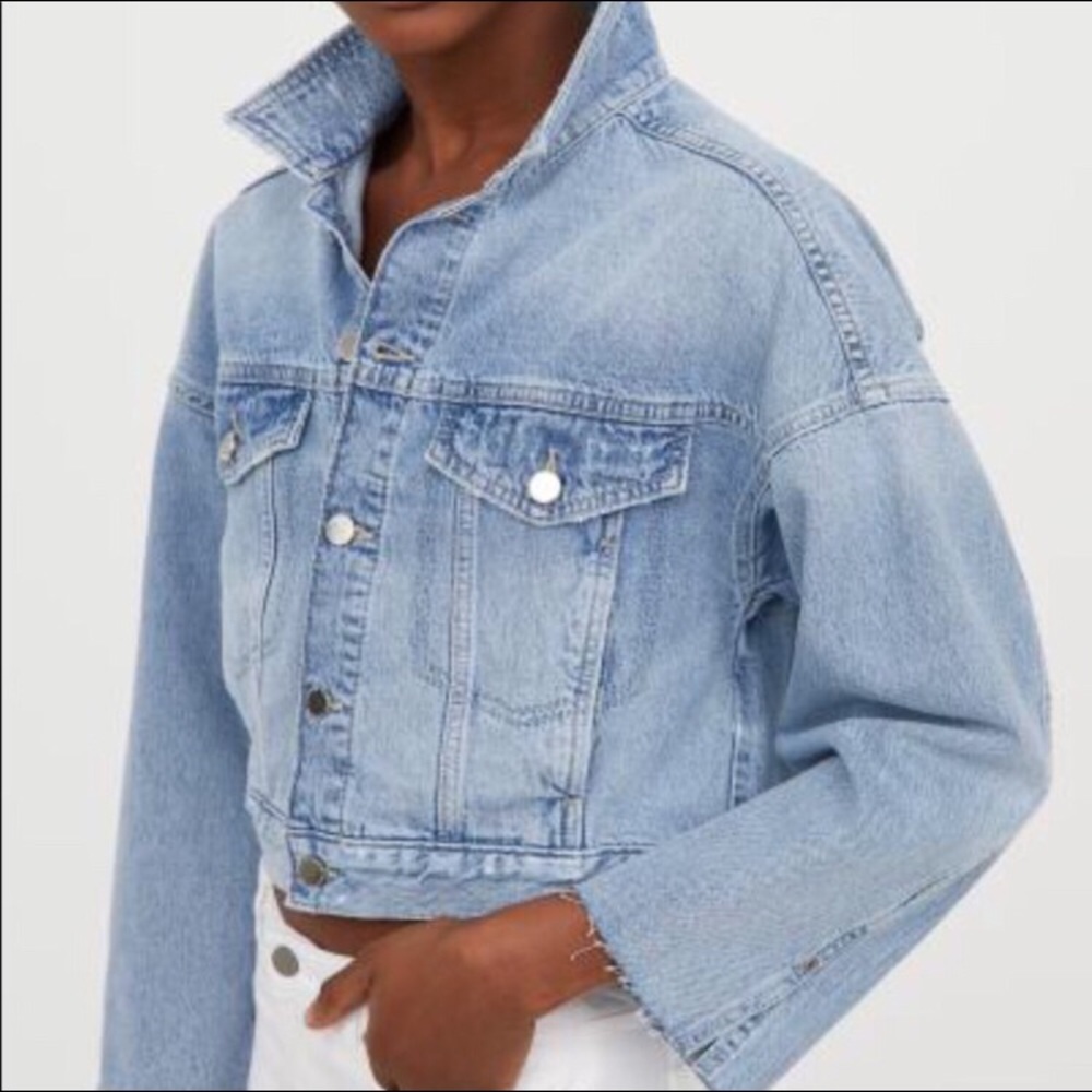 H&M Relaxed Fit Denim Jean Jacket SZ 2 & 4 - Picture 5 of 6